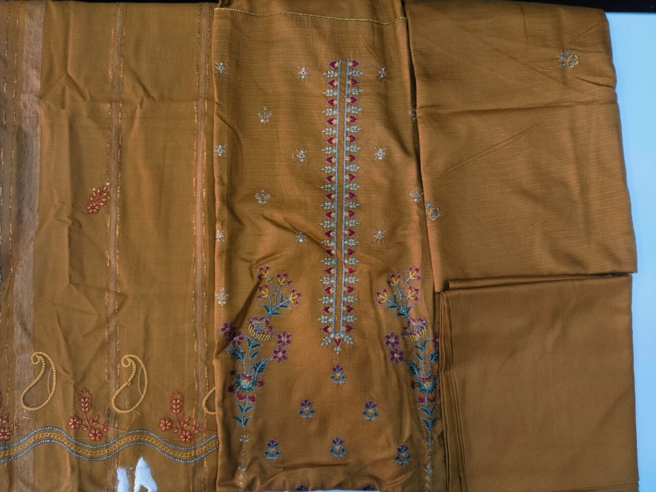 KHADAR MENDHI COLOR SUIT WITH PRINTED SALWAR